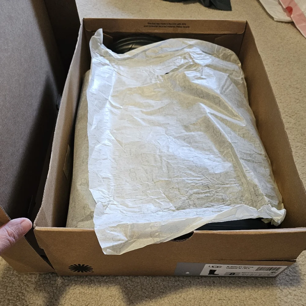 UGG Black W Shelby Matte Boots - Picture 9 of 9